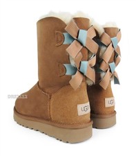 Stivali UGG Bailey Bow II