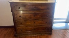 comò antico in legno con