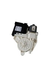 VOLKSWAGEN Golf 6 Berlina