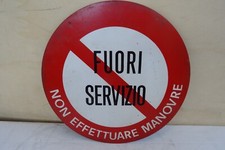 insegna cartello Fuori