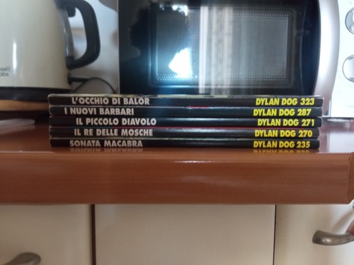 Lotto dylan dog 235 - dylan, 270