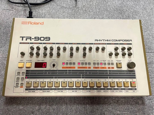 Roland 909 rhythm - roland,