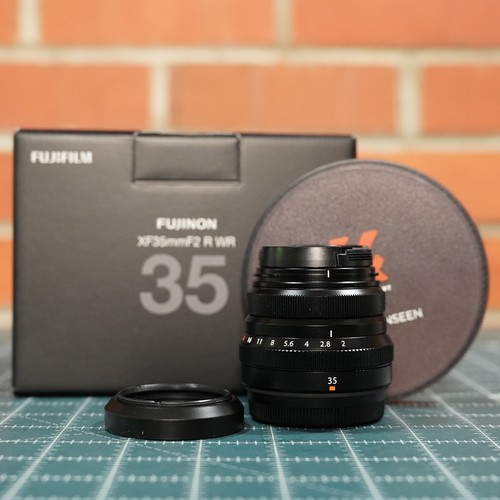 Fujifilm 35mm wr - 35mm, f/2