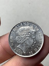 r72_2191) NEW ZEALAND Elizabeth II - 50 Cents 2006  Cu-Ni Endeavour CIRCOLATO