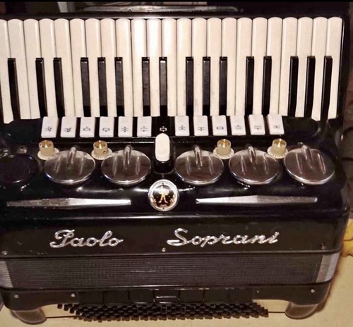 Paolo soprani accordions used - paolo,