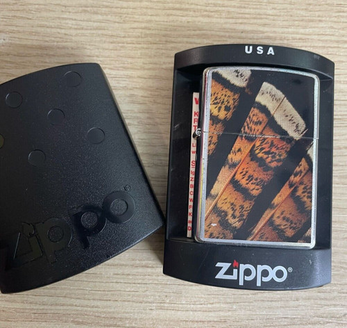 Accendino lighter briquet