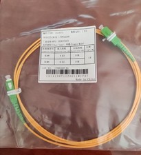 Cavo in fibra ottica lungo 1,5 mt G.657.A1  G.657.A2  I connettori sono SC/APC
