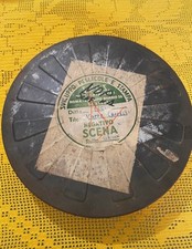 Vecchia scatola di latta per pellicola cinematografica