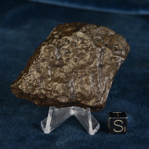 Meteorite nea 138 - meteorite,