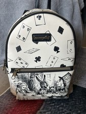 Loungefly Alice nel Paese