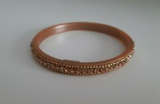 BRACCIALE braccialetto BANGLE INDIANO RIGIDO IN RESINA - STRASS BRILLANTI, AMBRA