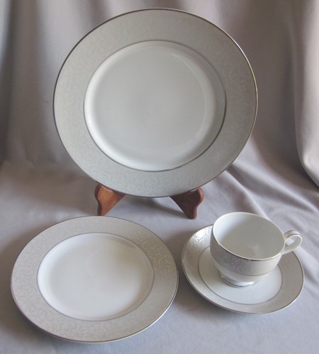 Piatto tazza piattino per - piattino,