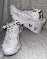 Size 5 - Nike RYZ 365 2 White