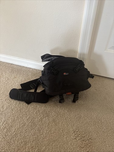 Lowepro over the shoulder - the,