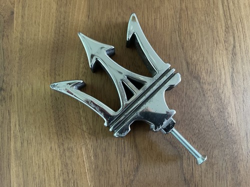 Maserati emblema tridente