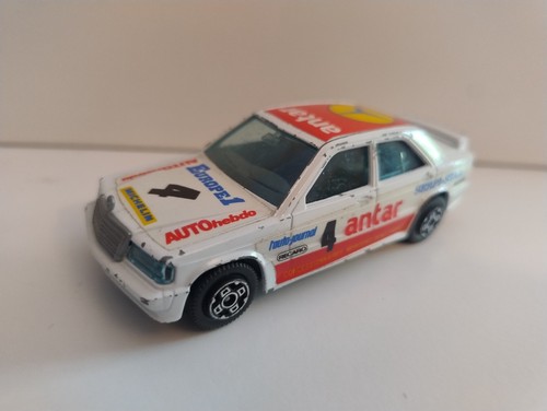 Burago mercedes 190 - 1:43,