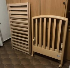 Culletta Pali in Legno Elegante, Smontabile, Senza Materasso e Viti