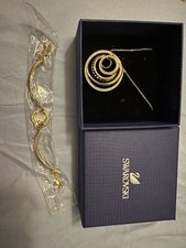 Set abbinato collana e