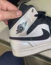 nike air jordan 1 mid