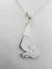 Windsurf : Ciondolo e Catenina