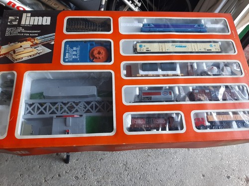 Vendo pista con treni - vendo,