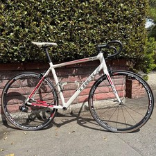 TREK 1.1 Campagnolo Scirocco