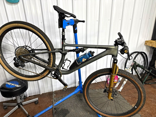 2023 specialized works - specialized, epic