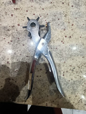 - Set Pinza Fustellatrice, per Il Cuoio, Rotante, per Fori Di Diverse Dimensioni