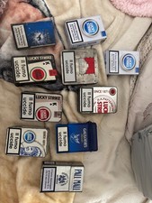 Lotto di 796 PACCHETTI di SIGARETTE da COLLEZIONE VUOTI