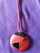 Pendente in legno  per collana intarsiato double face con i colori dell'estate