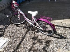 bicicletta ragazzina.