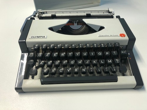 Macchina scrivere vintage - da,