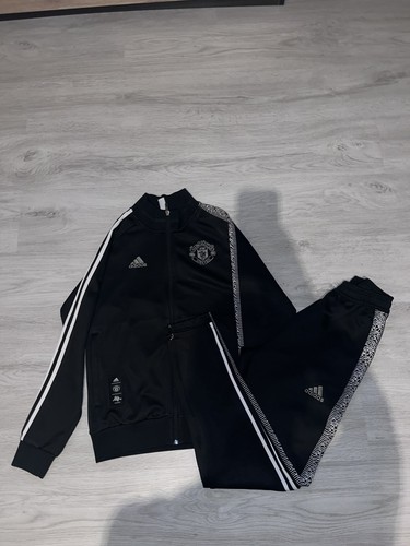 Adidas man utd peter saville - utd,