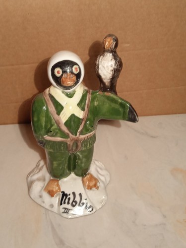 Statua pinguino aeronautica