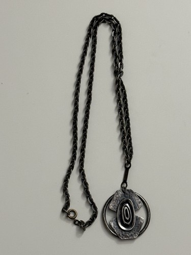 Collana vintage con ciondolo