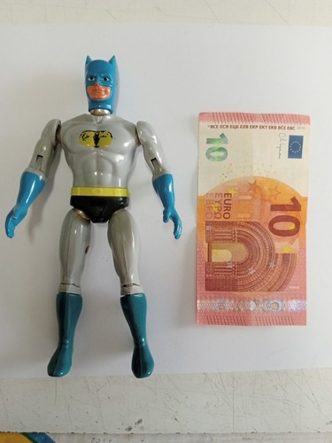 Micronauti bat man mego - man,