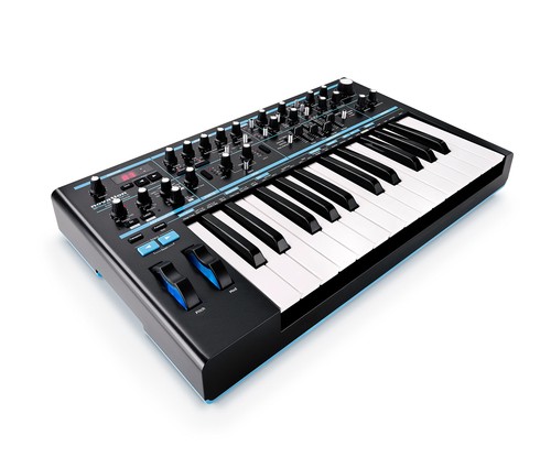 Novation bass station - novation,
