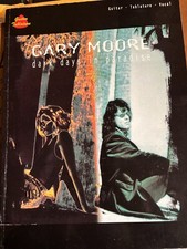 GARY MOORE - Suona la chitarra