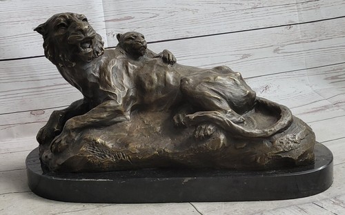 Fatto mano bronzo - a, leone