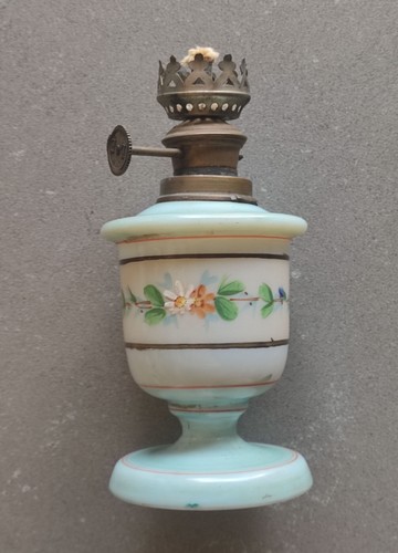 Ancienne lampe pétrole en - ancienne,