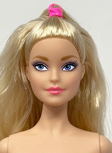 Barbie silkstone model - model, muse