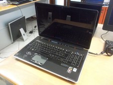 NOTEBOOK HP DV7 DA 17 POLLICI NON FUNZIONANTE DA SISTEMARE O RICAMBI