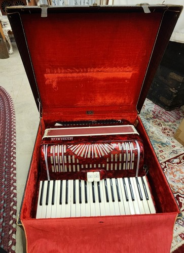 Fisarmonica pianoforte vintage