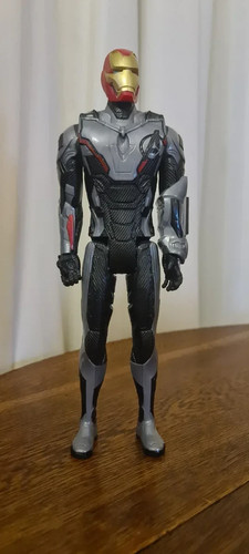Action figure iron man - iron,