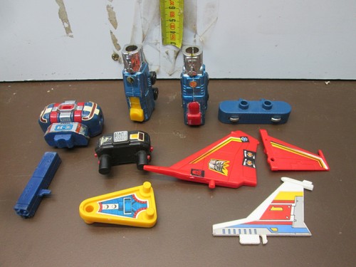 Robot transformers pezzi - ,