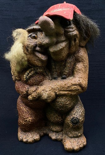 Rare vintage nyform - rare, trolls