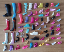 Lotto 73 scarpe spaiate per bambole Barbie Fashionistas