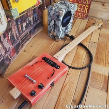 Guitare cigar box FRETLESS