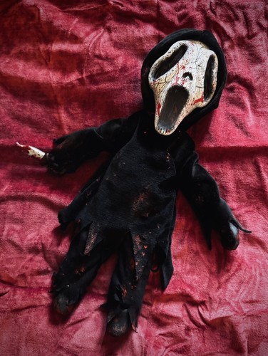 Bambola film horror - , urlo