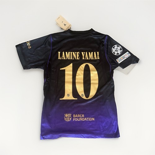 Barcelona away x kobe - away,